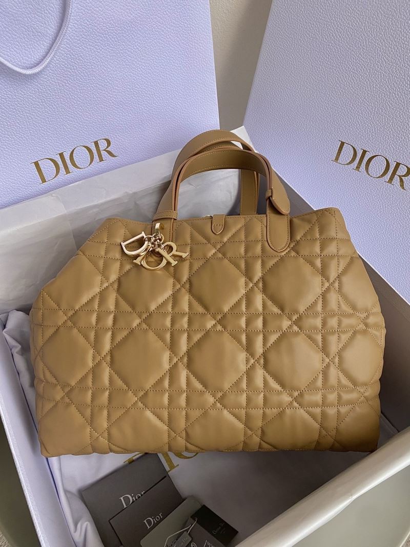 Christian Dior Shopping Bags